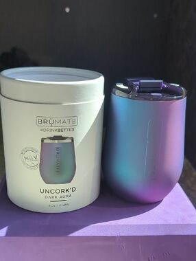 BrüMate Uncork'd Dark Aura 14oz Insulated Wine Tumbler